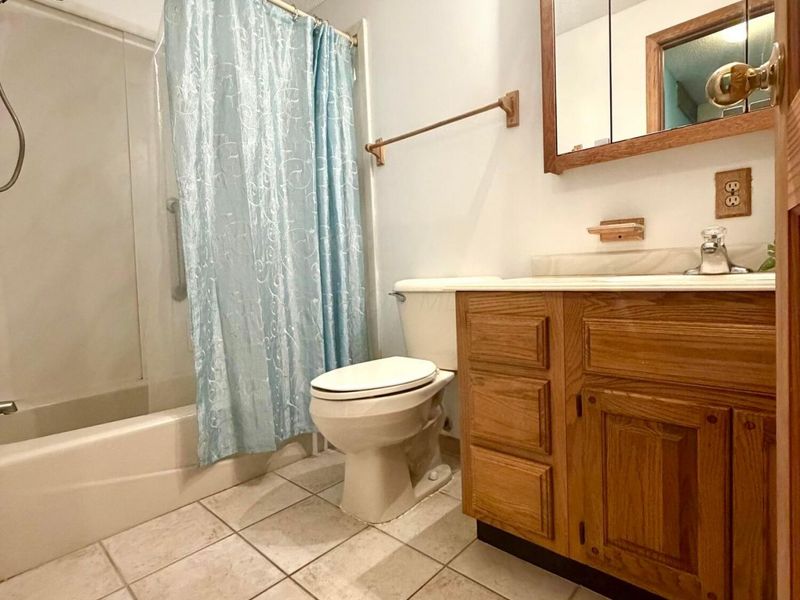 2215 Noe Bixby Road, Columbus, OH 43232 Photo 12