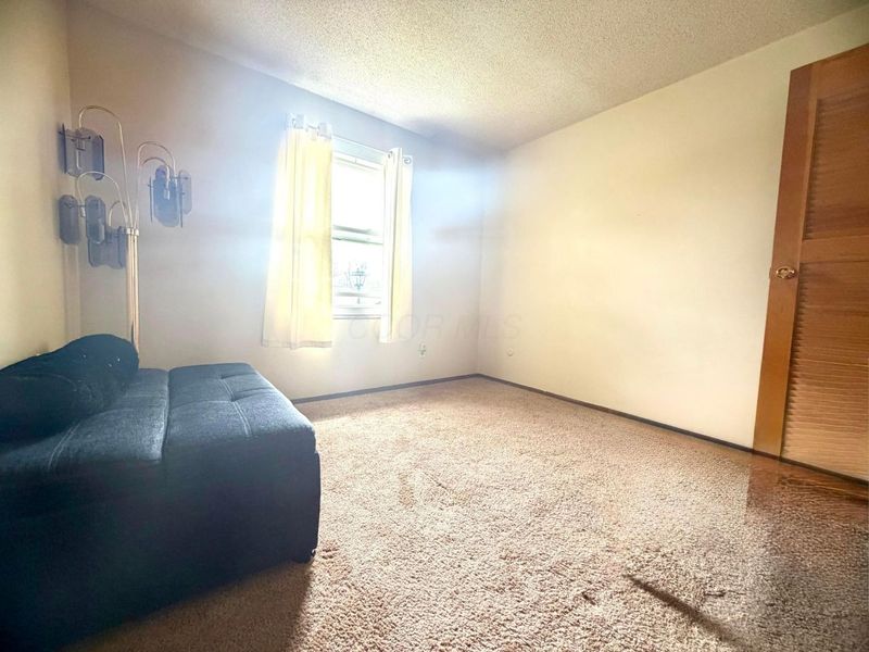 2215 Noe Bixby Road, Columbus, OH 43232 Photo 16