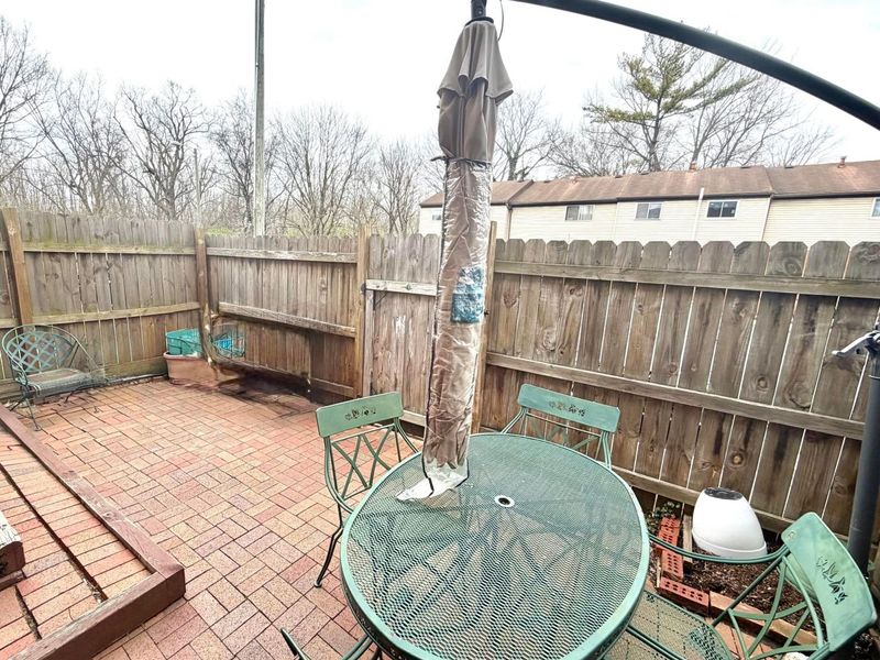 2215 Noe Bixby Road, Columbus, OH 43232 Photo 21