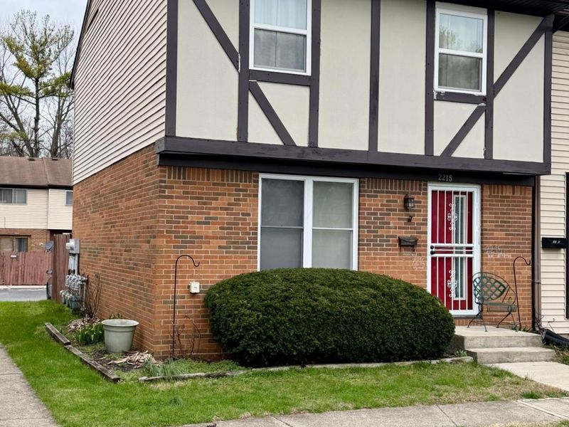 2215 Noe Bixby Road, Columbus, OH 43232 Photo 26