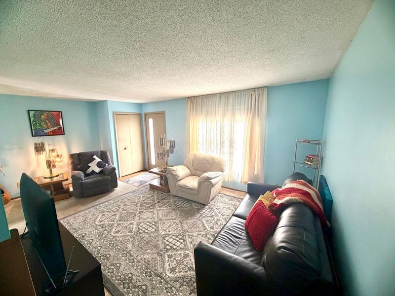 2215 Noe Bixby Road, Columbus, OH 43232 Photo 9