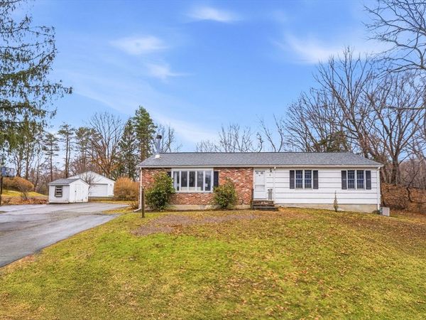 5 Hillcrest Road, Bedford, MA 01730