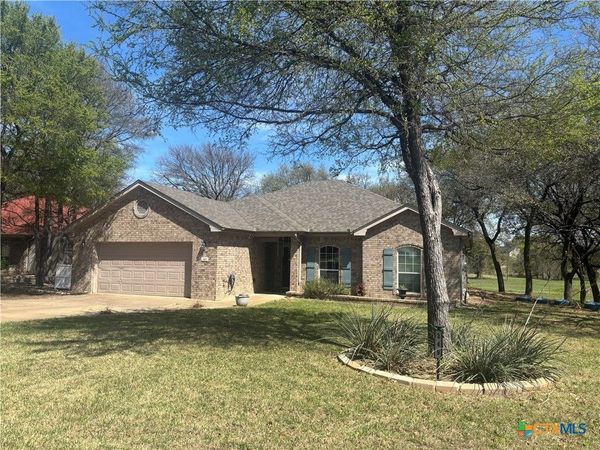 349 Wayne Drive , Nolanville, TX 76559