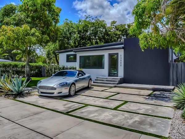 13900 NE 16th Ct, North Miami, FL 33181