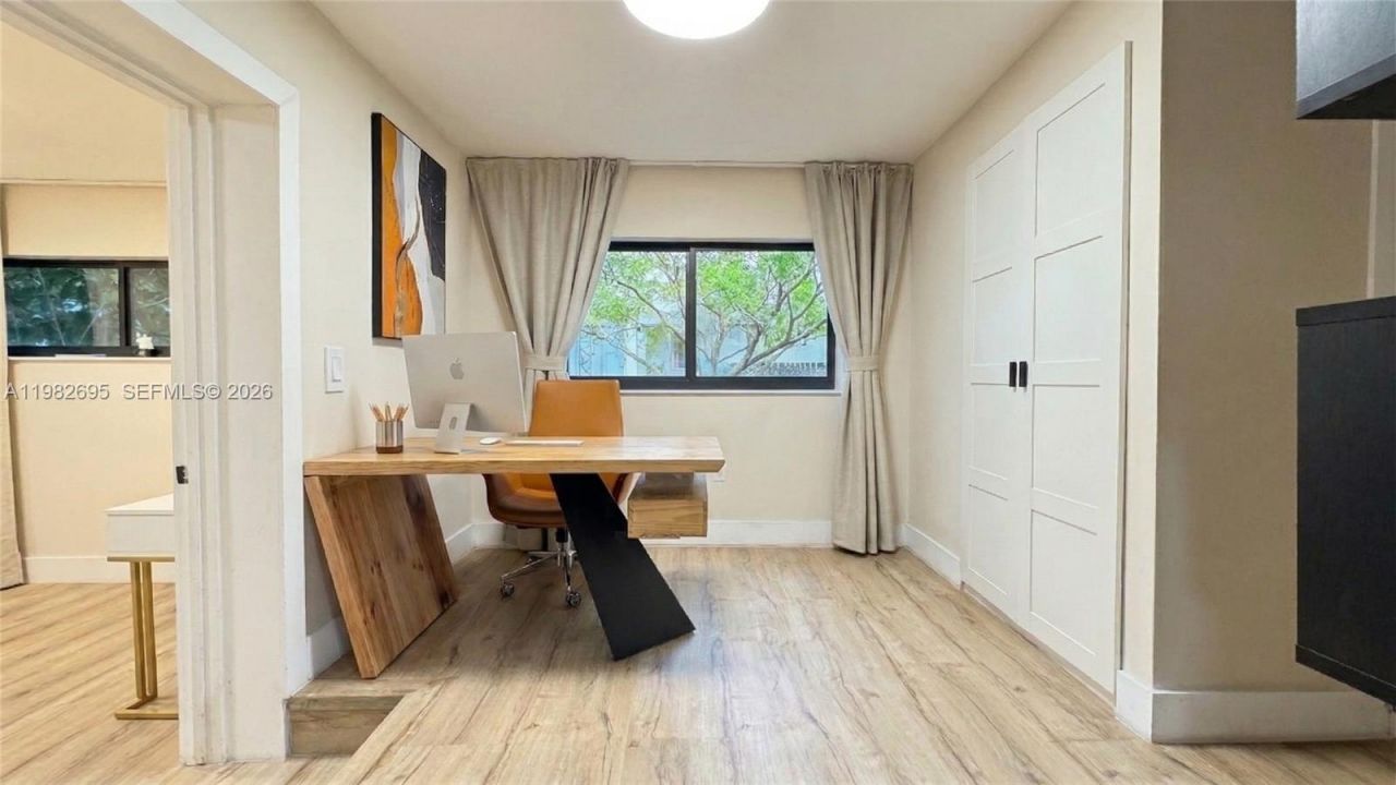 13900 NE 16th Ct , North Miami, FL 33181 Photo