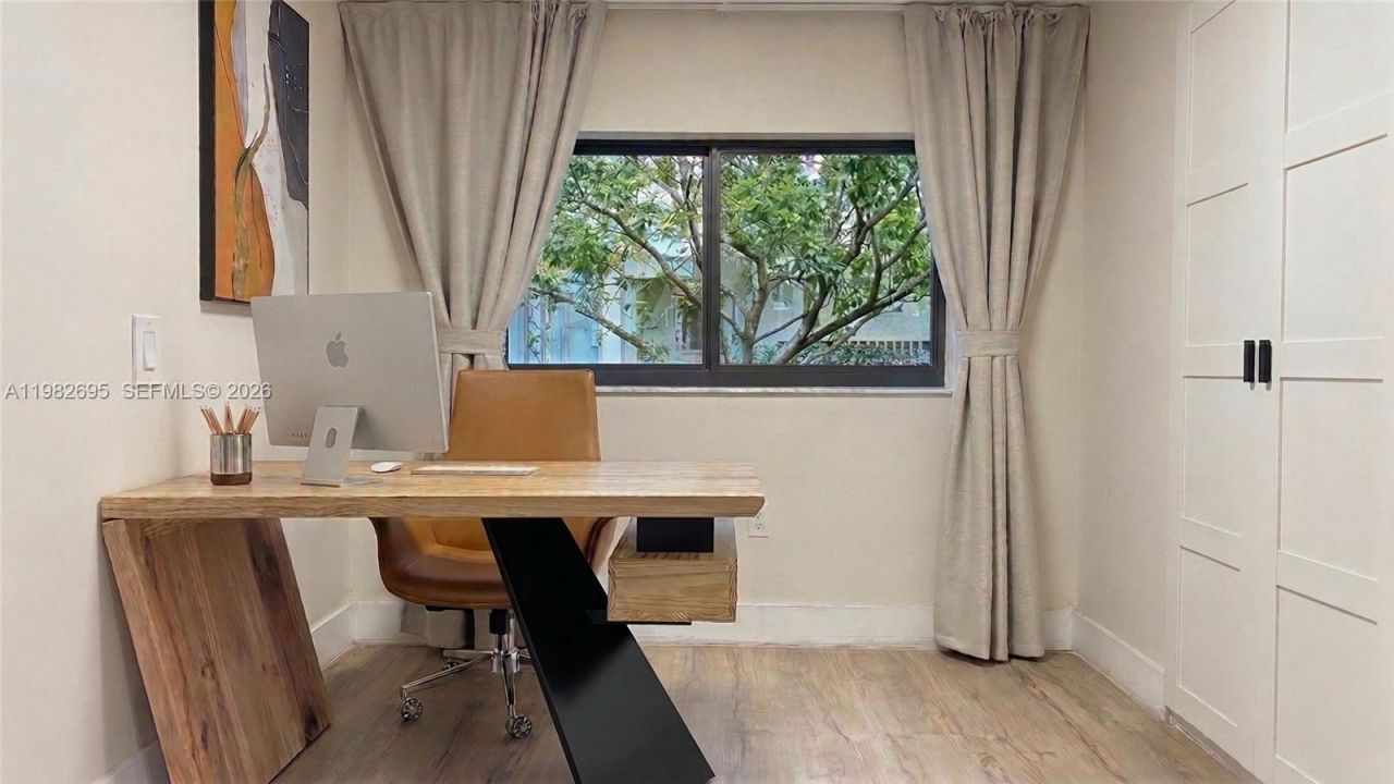 13900 NE 16th Ct , North Miami, FL 33181 Photo