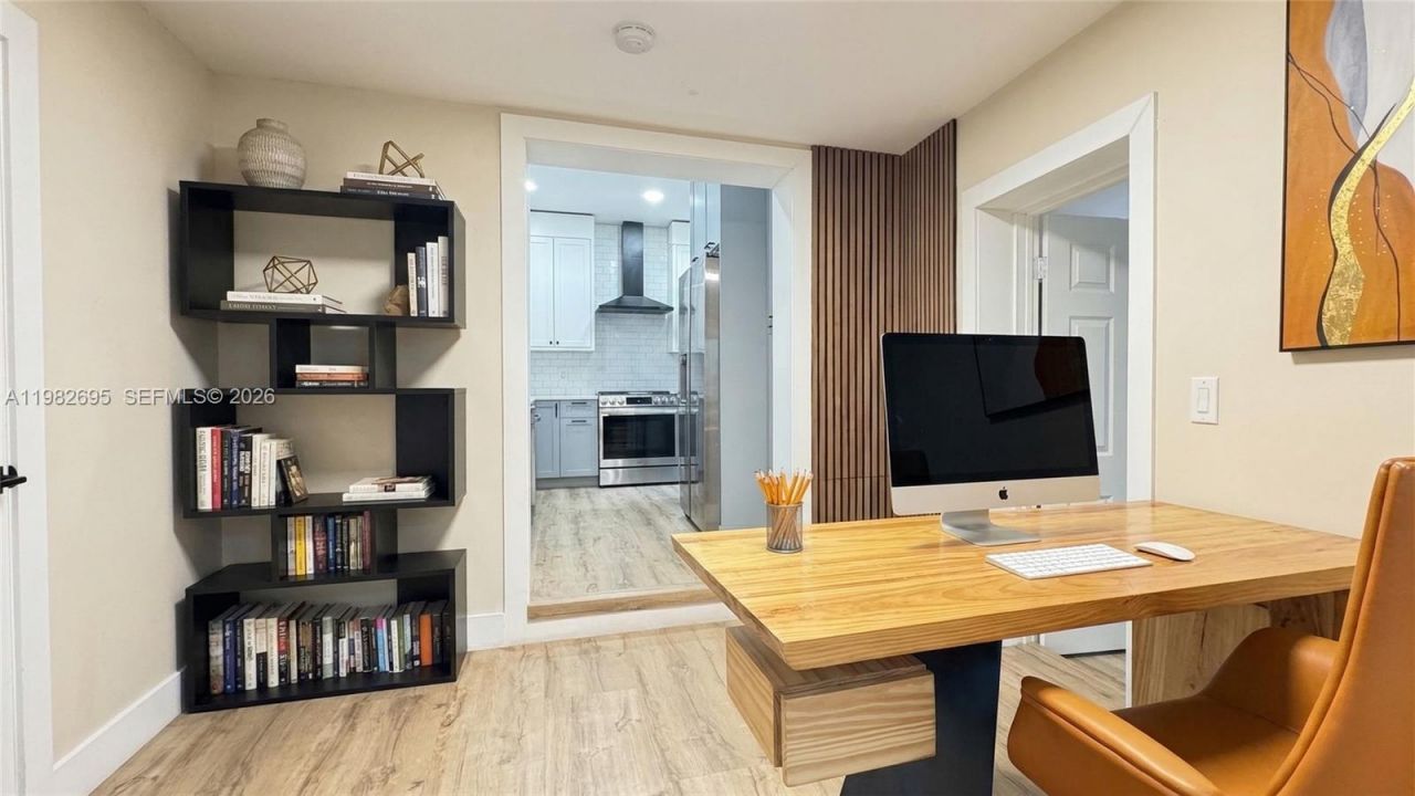 13900 NE 16th Ct , North Miami, FL 33181 Photo