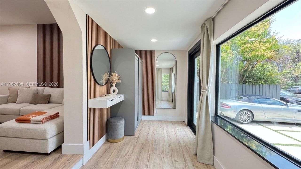 13900 NE 16th Ct , North Miami, FL 33181 Photo