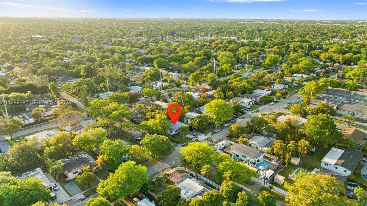 13900 NE 16th Ct , North Miami, FL 33181 Photo