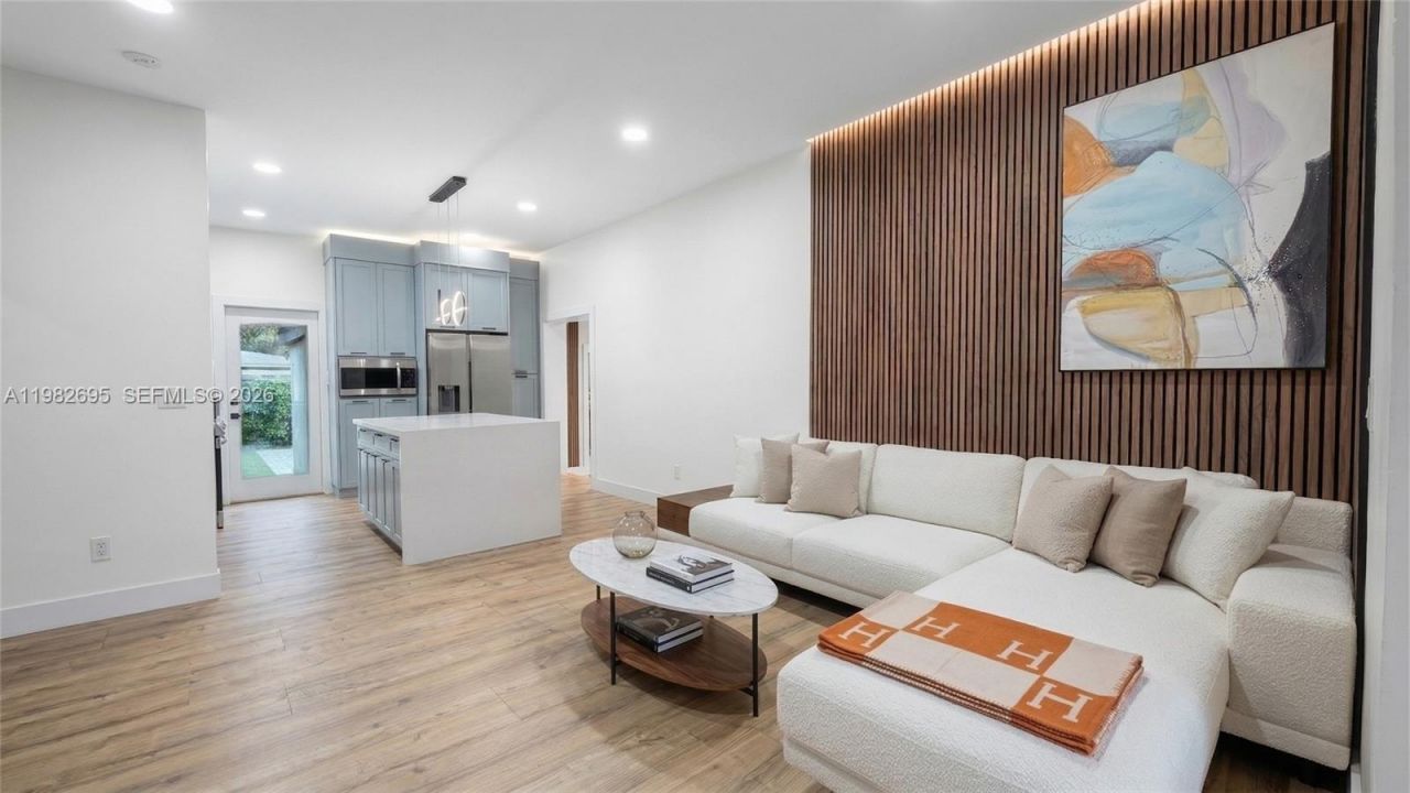 13900 NE 16th Ct , North Miami, FL 33181 Photo