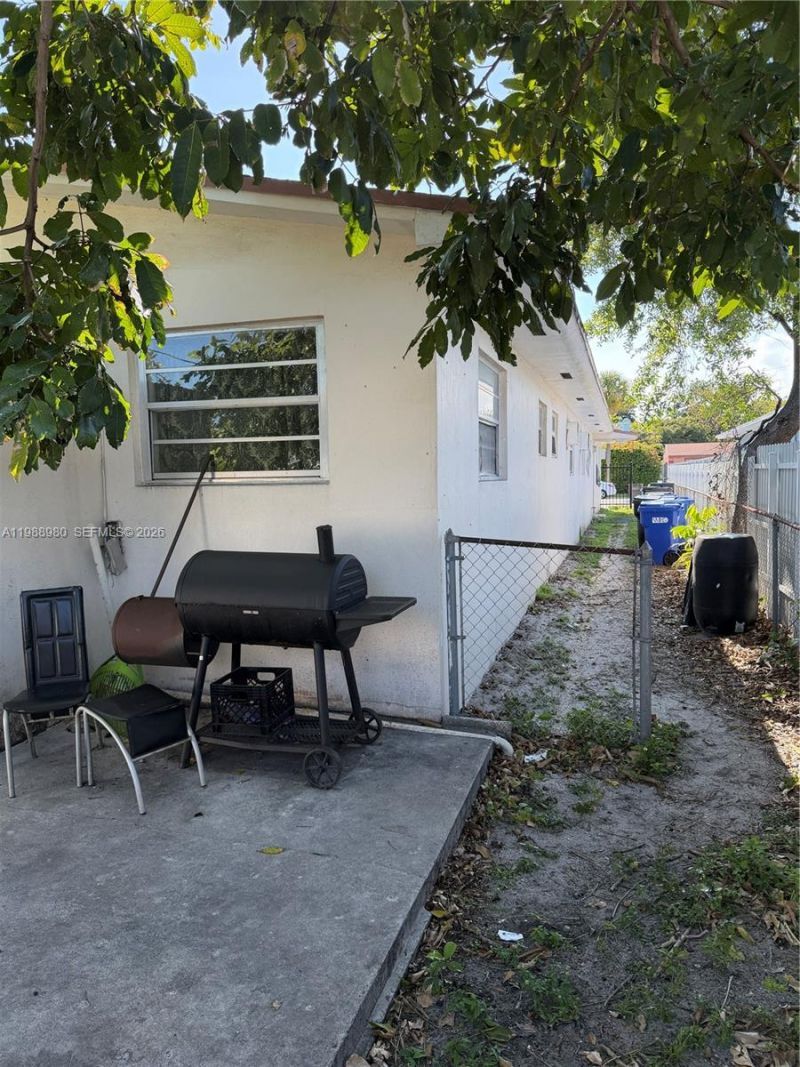 15961 NE 18th Pl , North Miami Beach, FL 33162 Photo