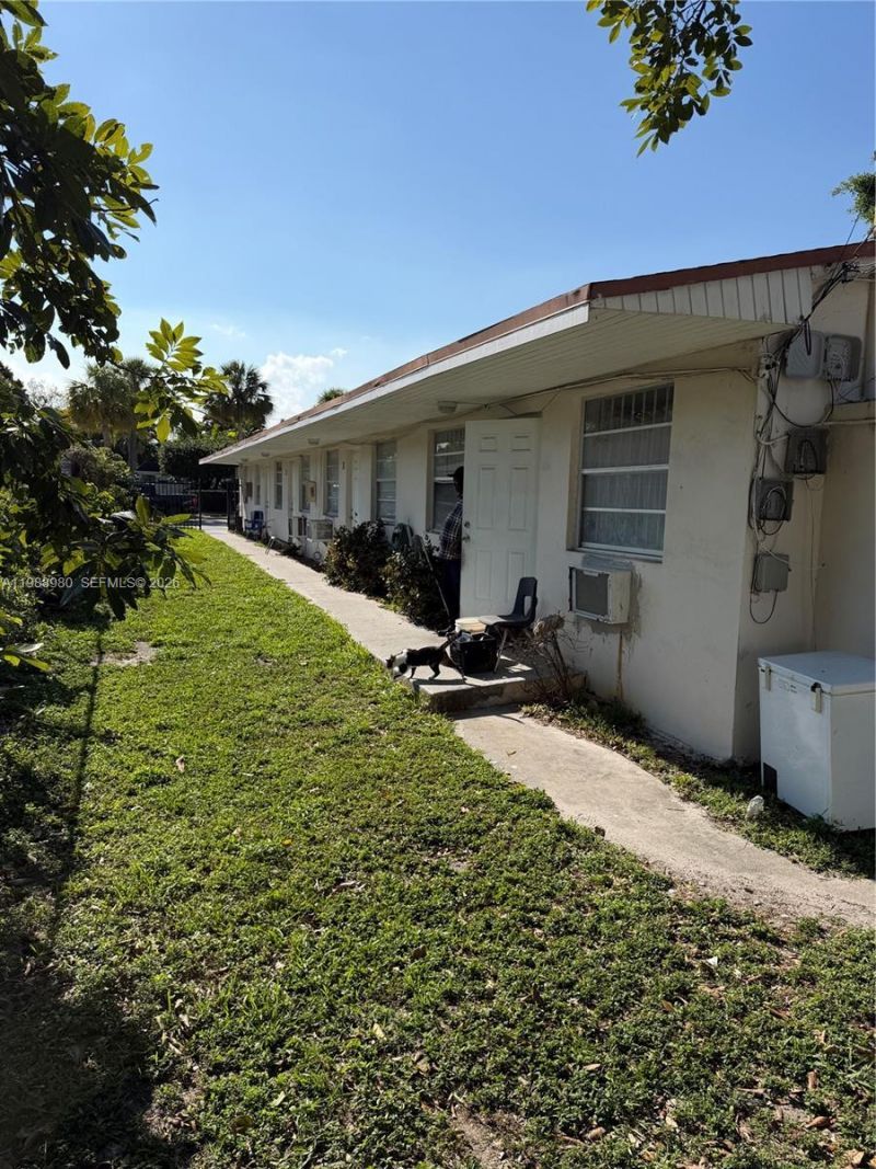 15961 NE 18th Pl , North Miami Beach, FL 33162 Photo