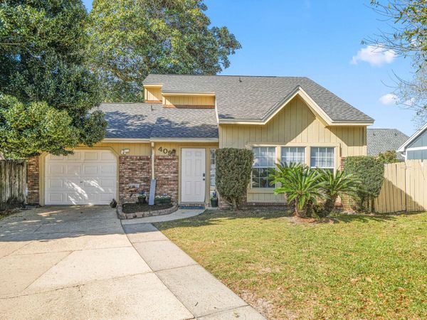 409 NW Adam Street, Fort Walton Beach, FL 32548
