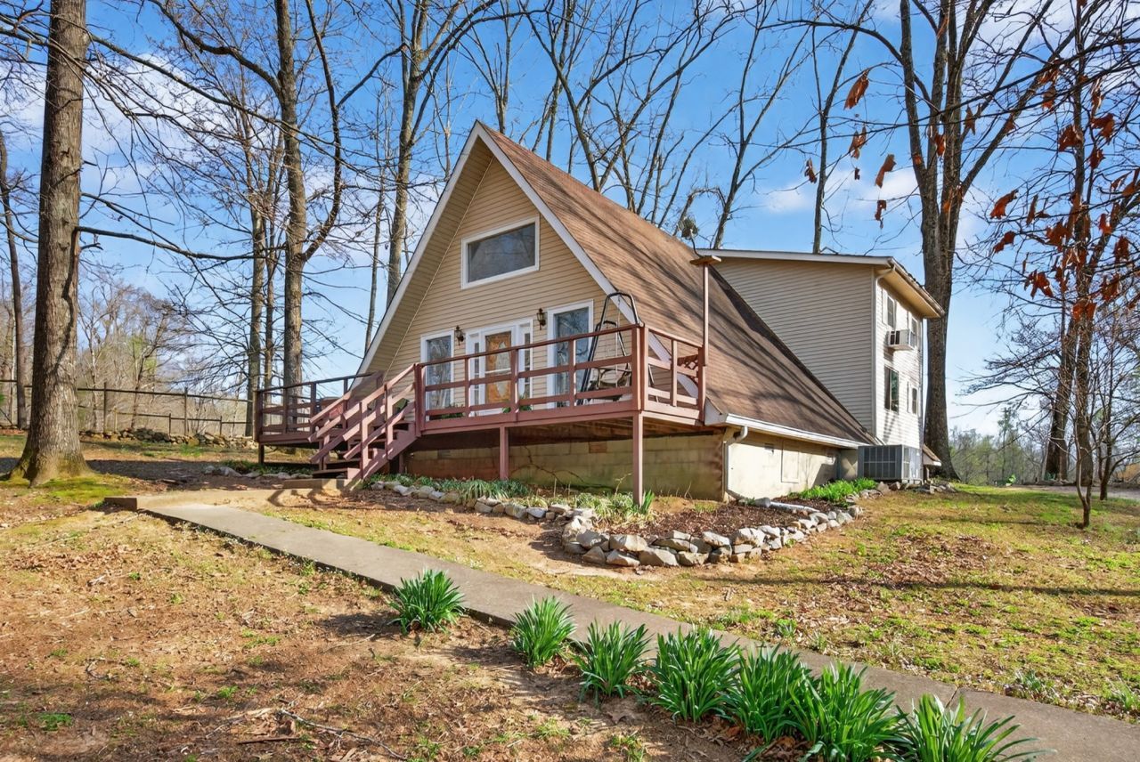 1874 Palmyra Rd, Palmyra, TN 37142 Main Photo