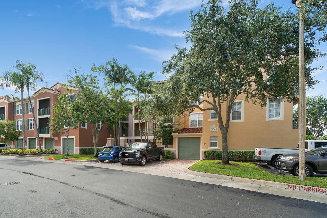 11740 St Andrews Place, Unit 207, Wellington, FL 33414 Photo