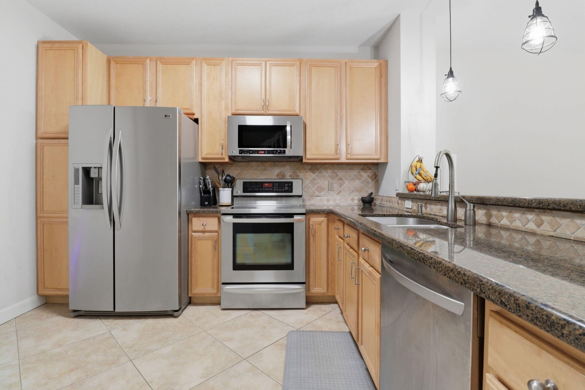 9902 Lago Drive, Boynton Beach, FL 33472 Photo