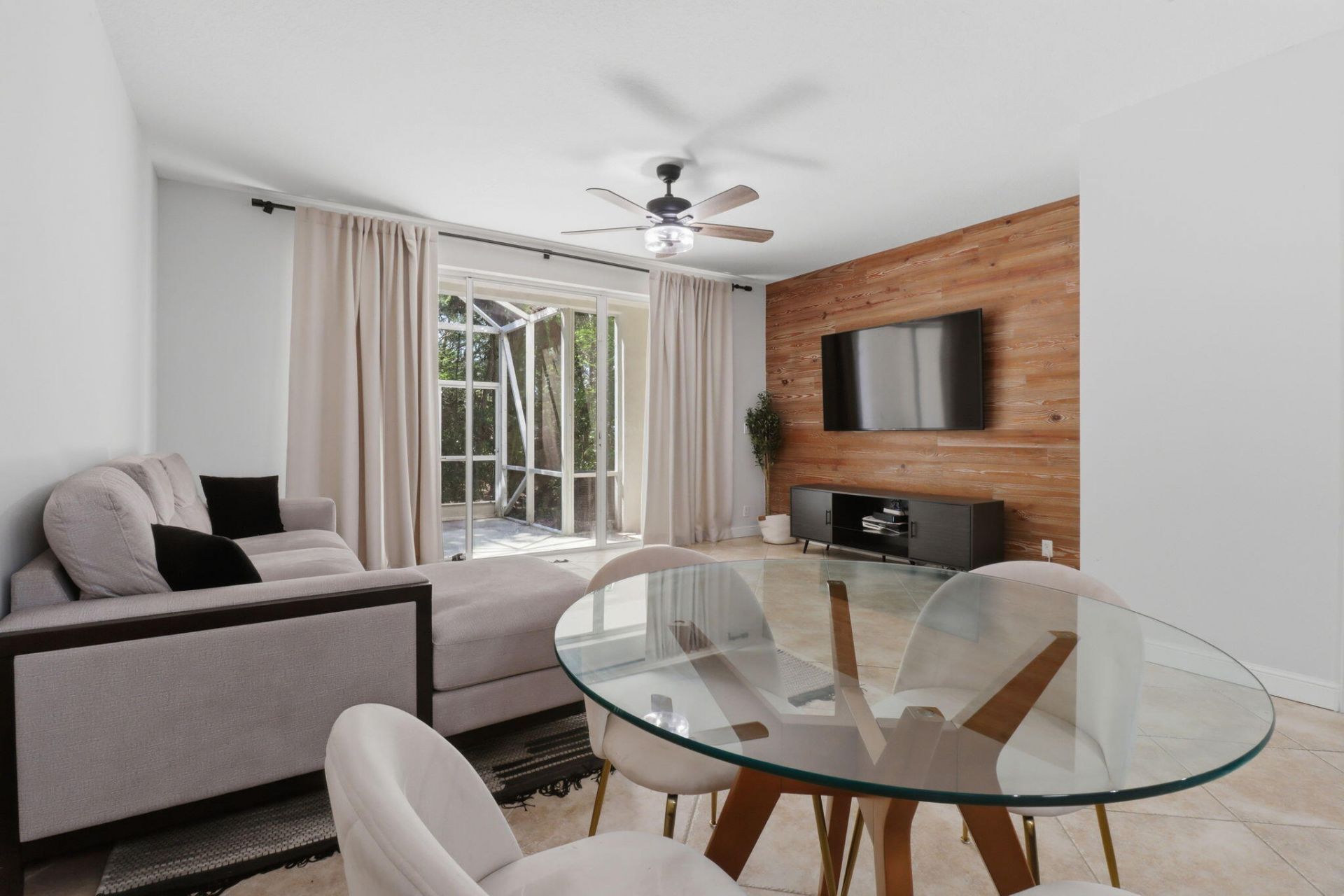 9902 Lago Drive, Boynton Beach, FL 33472 Photo