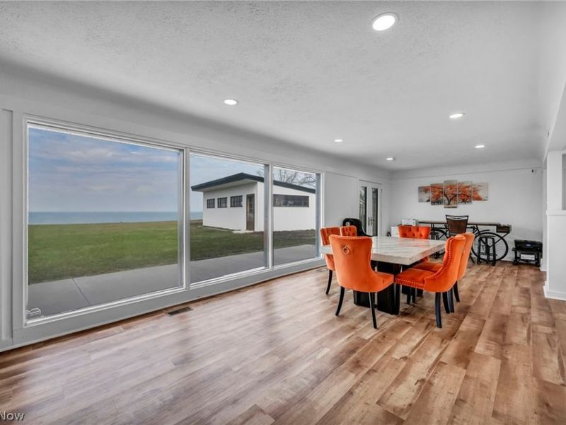 32321 Lake Shore Boulevard , Willowick, OH 44095 Photo 11