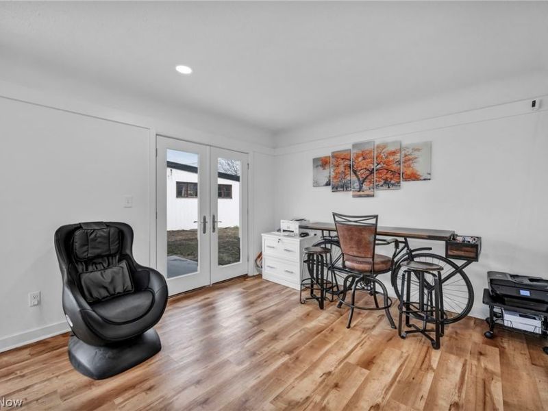 32321 Lake Shore Boulevard , Willowick, OH 44095 Photo 13