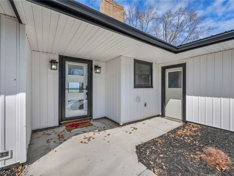 32321 Lake Shore Boulevard , Willowick, OH 44095 Photo 2