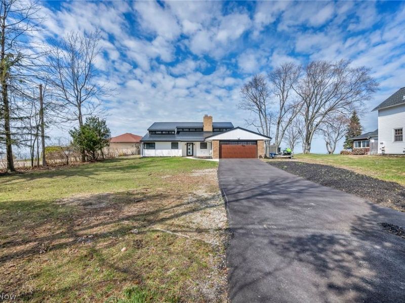 32321 Lake Shore Boulevard , Willowick, OH 44095 Photo 38