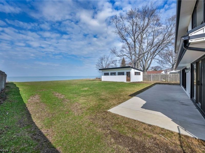 32321 Lake Shore Boulevard , Willowick, OH 44095 Photo 39