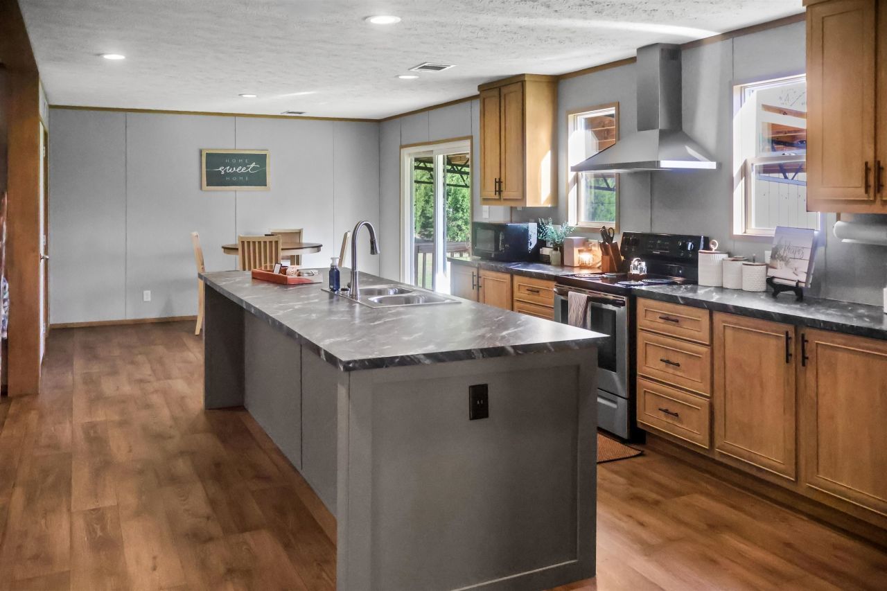 19297 NE Barton Cemetery Road , Altha, FL 32421 Photo