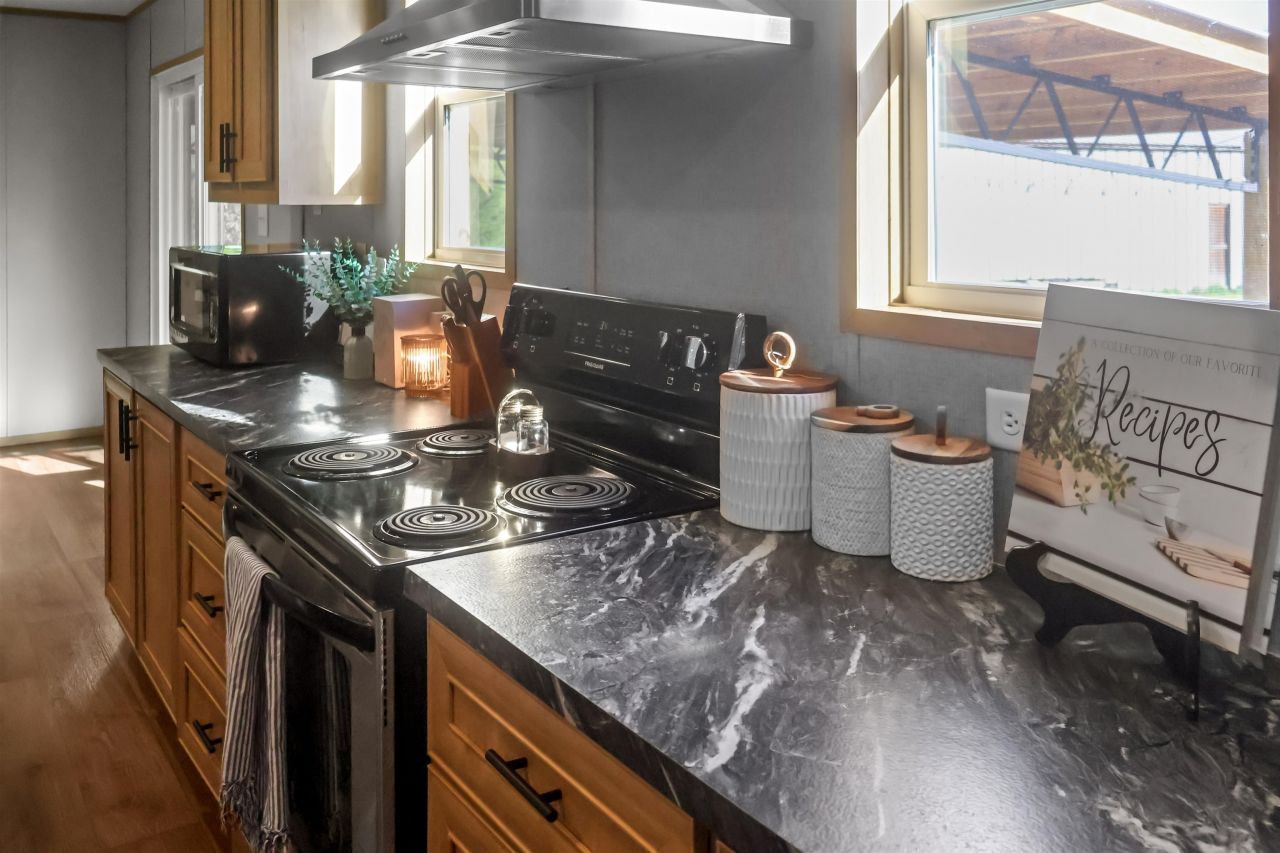 19297 NE Barton Cemetery Road , Altha, FL 32421 Photo