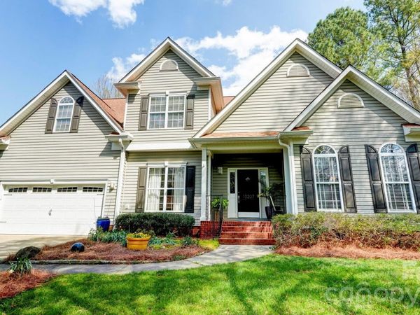10207 Rougemont Lane , Charlotte, NC 28277