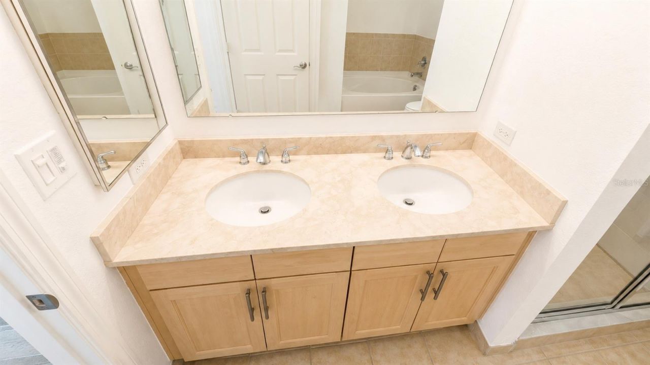 1064 N Tamiami Trail, Unit 1325, Sarasota, FL 34236 Photo