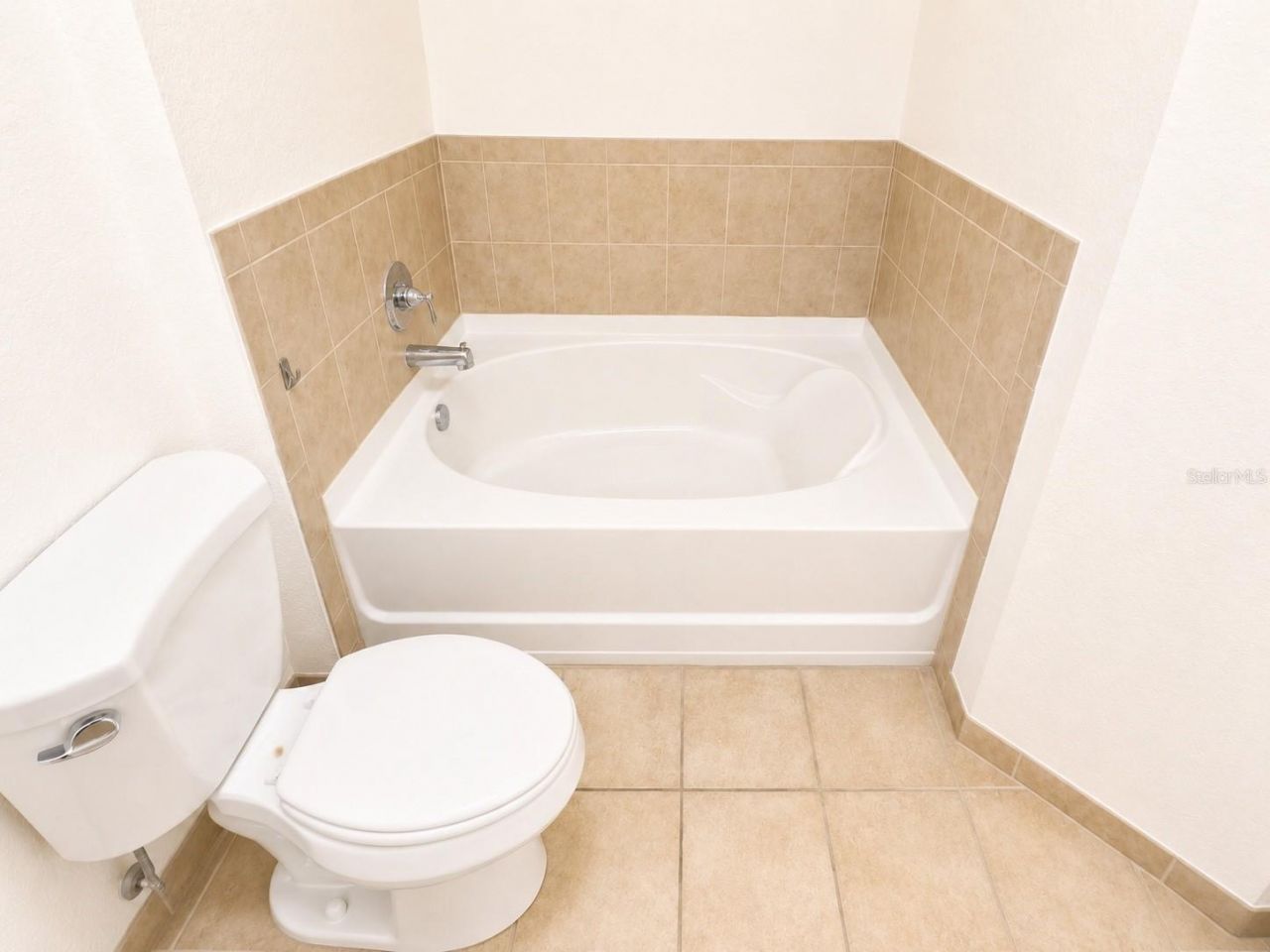 1064 N Tamiami Trail, Unit 1325, Sarasota, FL 34236 Photo