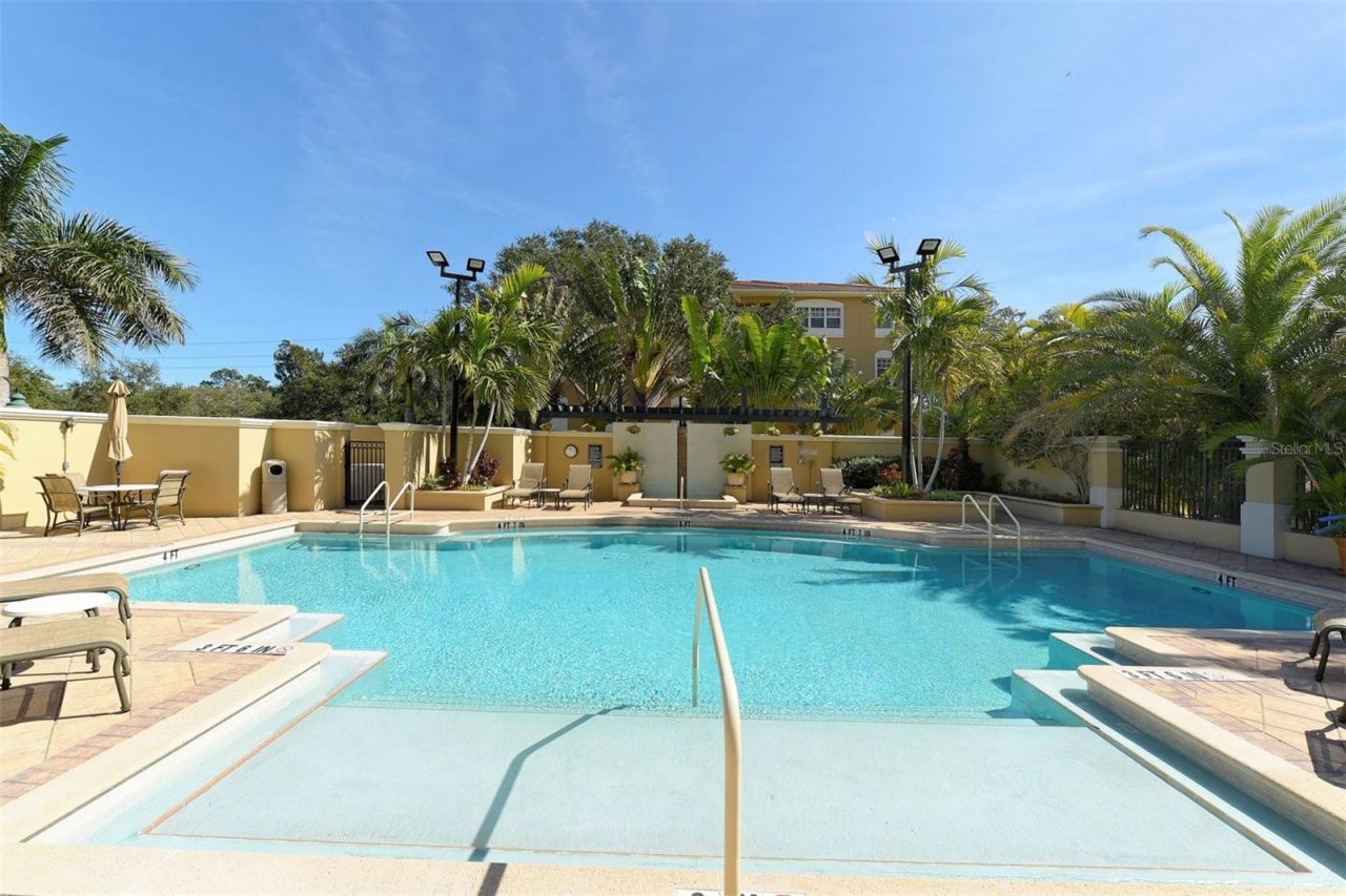 1064 N Tamiami Trail, Unit 1325, Sarasota, FL 34236 Photo