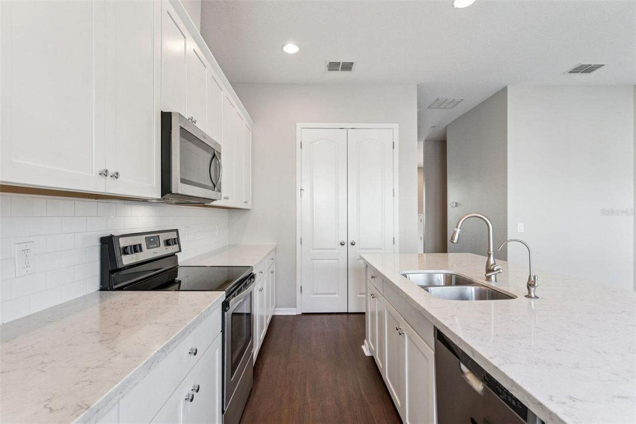 101 Boardwalk Avenue, Oviedo, FL 32765 Photo