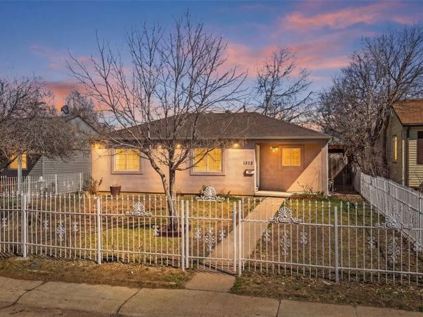 1372 Lima Street, Aurora, CO 80010