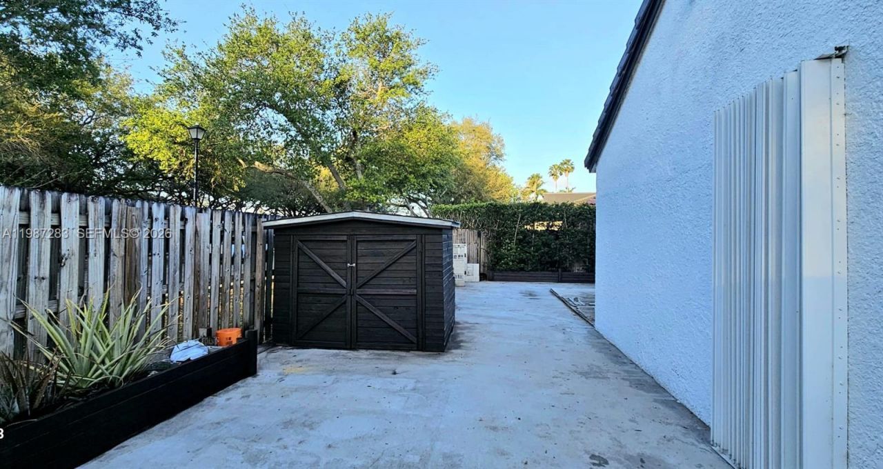 8003 SW 158th Pl, Miami, FL 33193 Photo