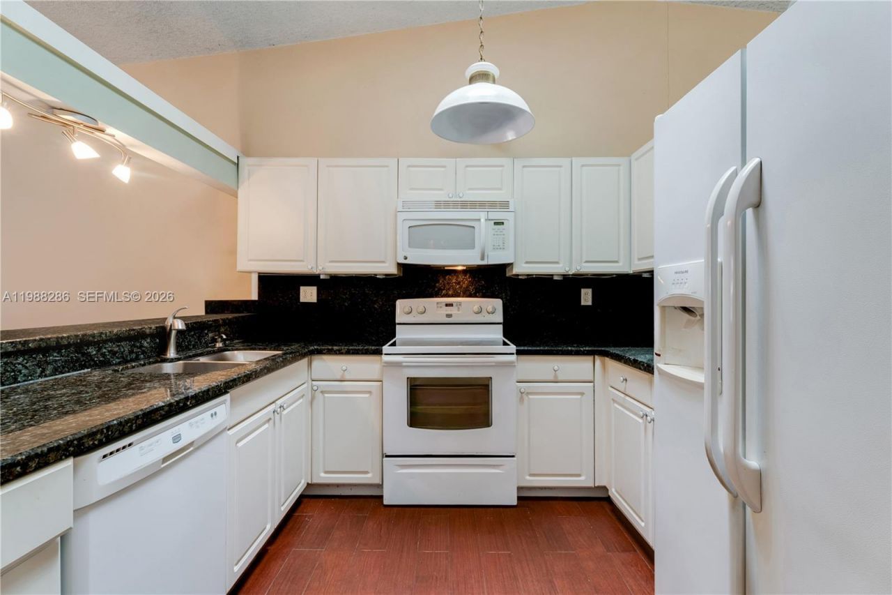 7821 SW 148th Ave, Unit 2, Miami, FL 33193 Photo