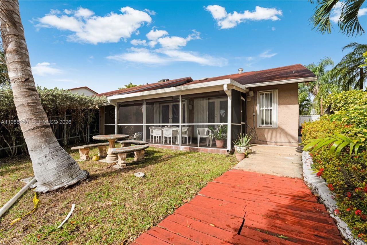 7821 SW 148th Ave, Unit 2, Miami, FL 33193 Photo