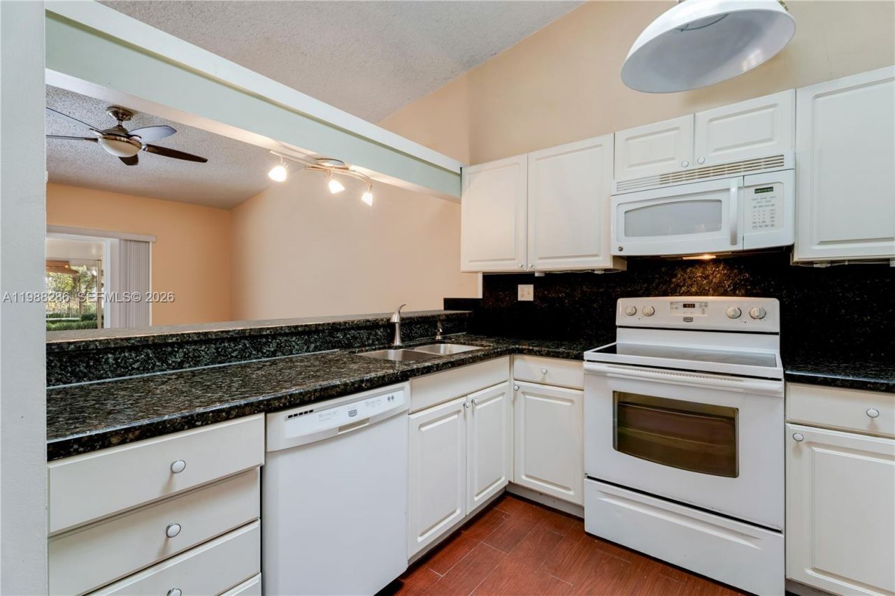 7821 SW 148th Ave, Unit 2, Miami, FL 33193 Photo