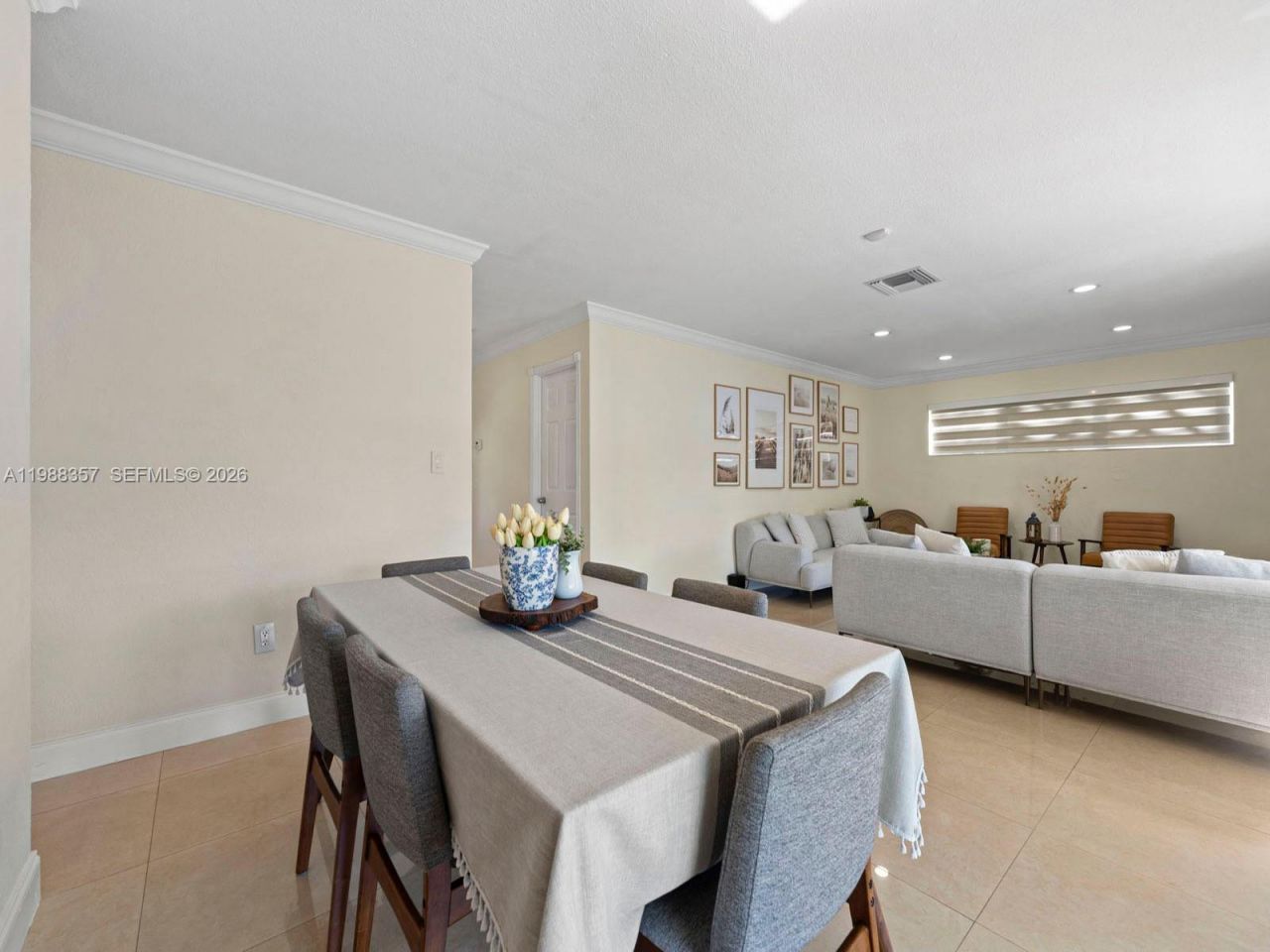 8530 NW 179th St , Hialeah, FL 33015 Photo