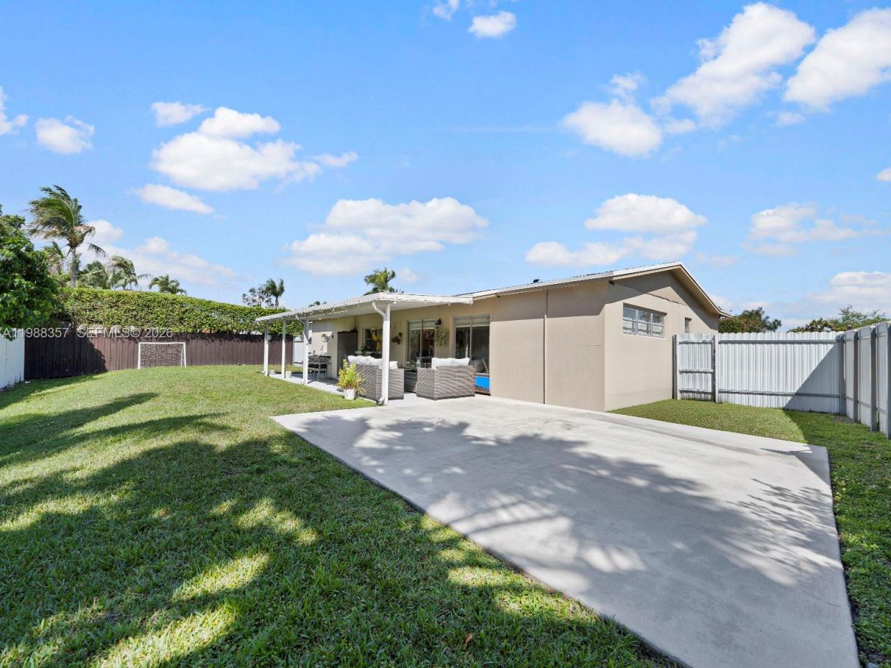 8530 NW 179th St , Hialeah, FL 33015 Photo