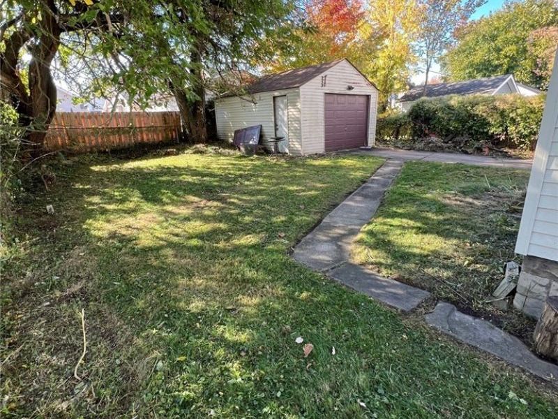 2215 Hood Avenue, Cleveland, OH 44109 Photo 17