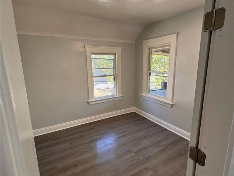 2215 Hood Avenue, Cleveland, OH 44109 Photo 6