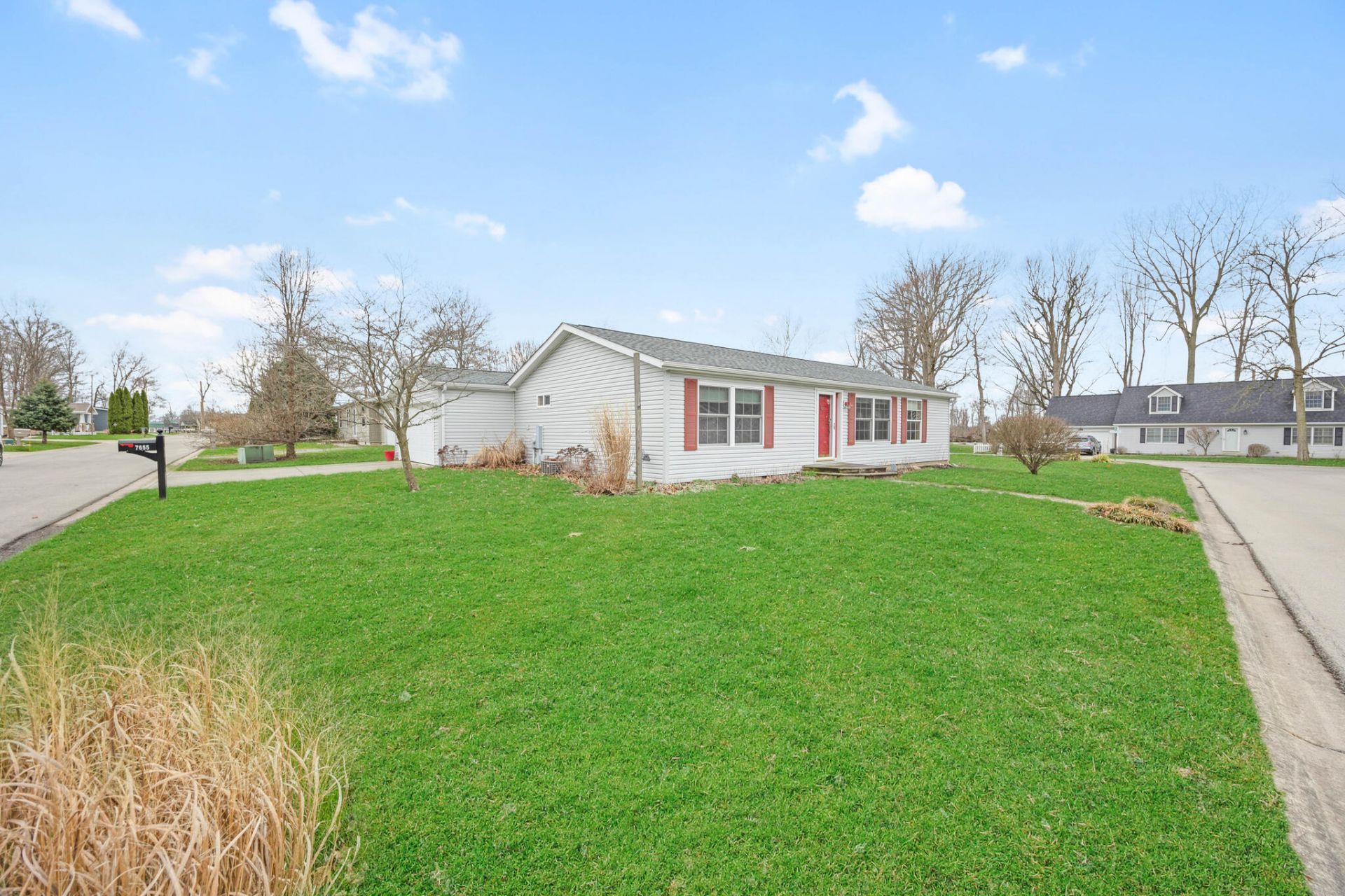 7655 Kooteney Street, Huntsville, OH 43324 Main Photo