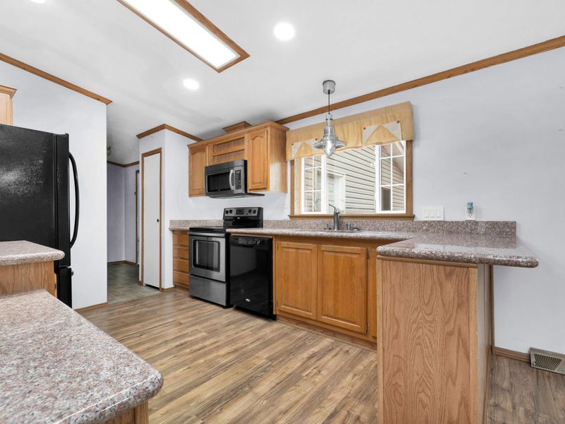 7655 Kooteney Street, Huntsville, OH 43324 Photo 16