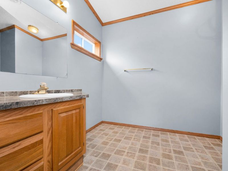 7655 Kooteney Street, Huntsville, OH 43324 Photo 37