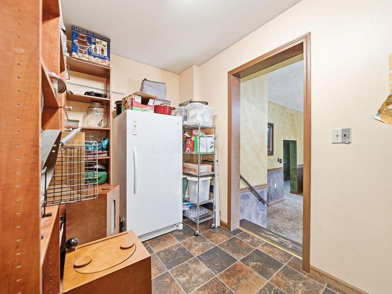 1040 Straight Creek Road, Waverly, OH 45690 Photo 14