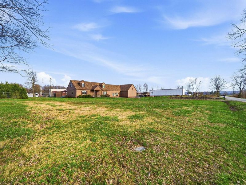 1040 Straight Creek Road, Waverly, OH 45690 Photo 4