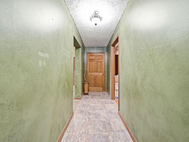 1040 Straight Creek Road, Waverly, OH 45690 Photo 6