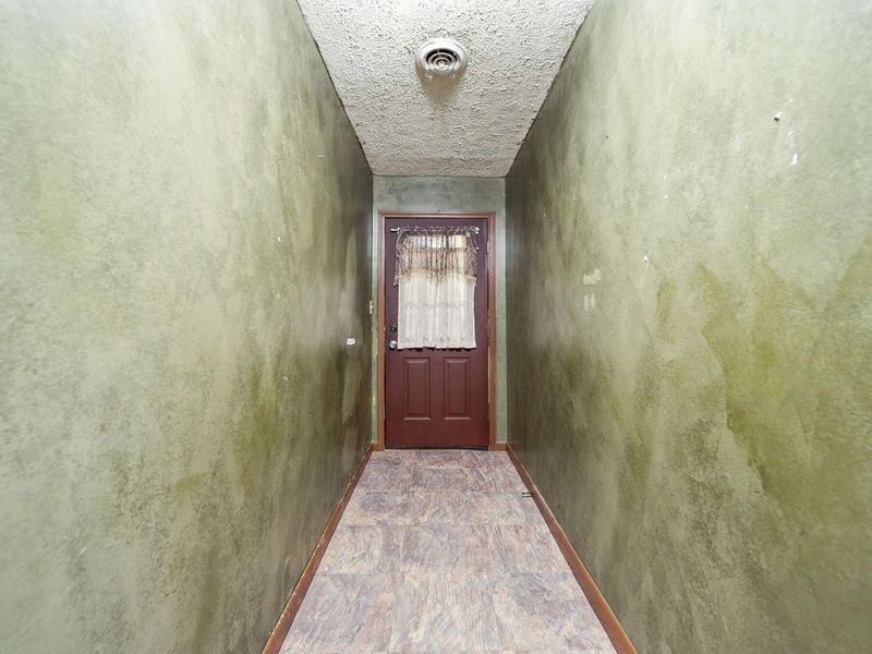 1040 Straight Creek Road, Waverly, OH 45690 Photo 7