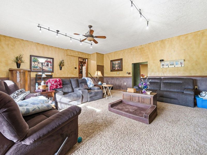 1040 Straight Creek Road, Waverly, OH 45690 Photo 9